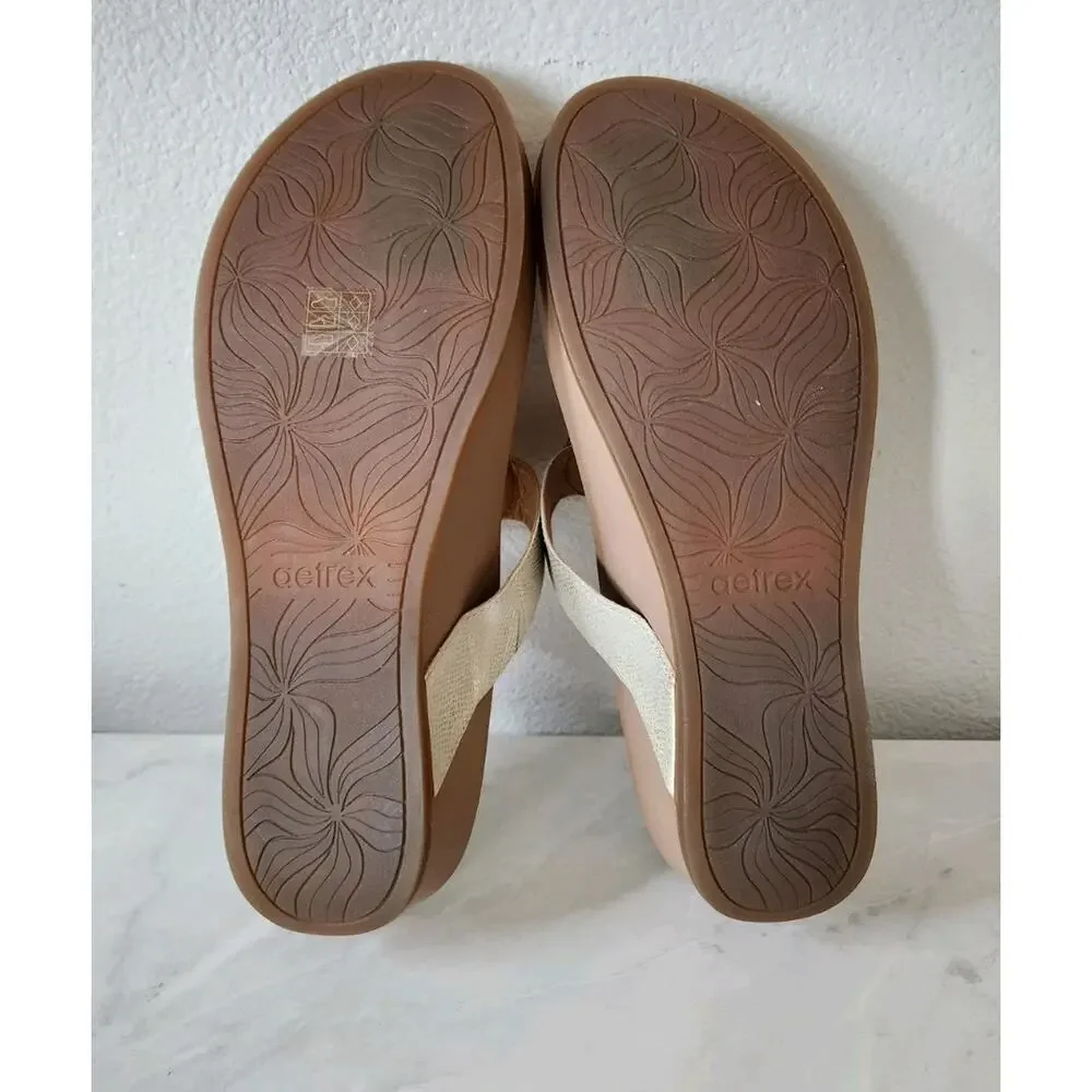 Aetrex Elyse Sz 9/9.5 Thong Wedge Sandal Stone Gem Embellished EUC